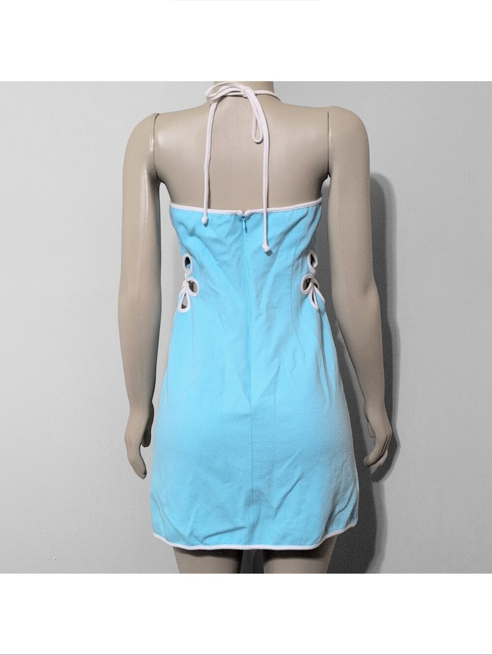 Vintage Laundry By Shelli Segal Halter Cut Out Mini Dress - Picture 5 of 8
